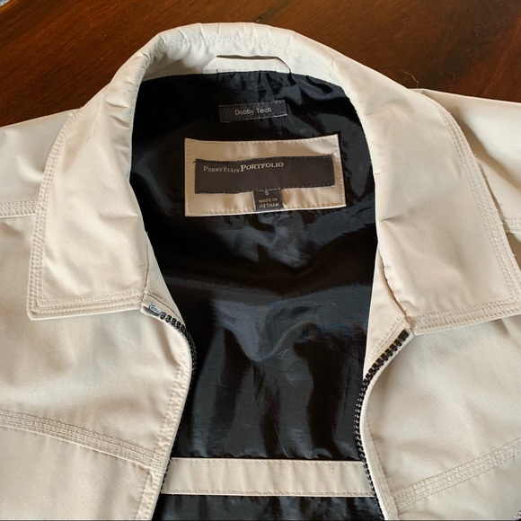 Men’s Perry Ellis Portfolio Dobby Tech Jacket - Picture 6 of 11
